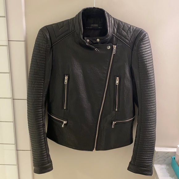 Zara Jackets & Blazers - Zara basic black leather jacket size M